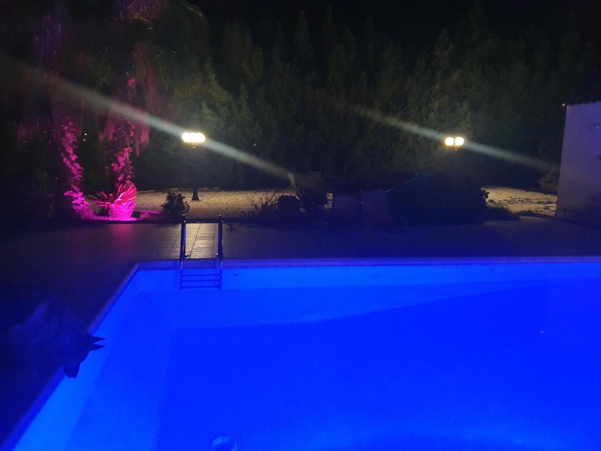 Larnaca Mansion Ideal For 3 Families Or More Exterior photo